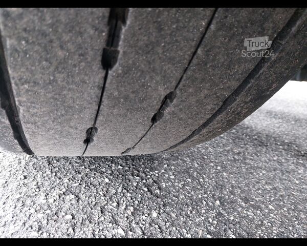 Cassone intercambiabile con struttura a box MERCEDES-BENZ Actros 5 distribuzione 25 6x2 - Actros 5 distribuzione 2545 L 6x2