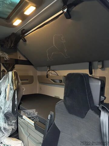 Carico pesante MAN TGX 33.520 6x4 BL FASSI F485RA.2.28