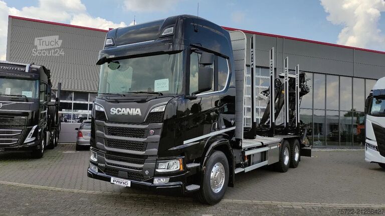 Transporteur de bois Scania R590 6x4 Kurzholz TAJFUN LIV oder EPSILON