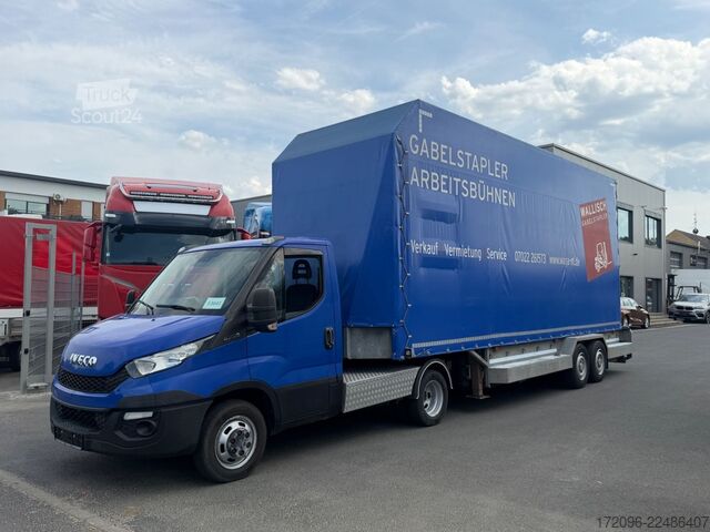 Camion porte-voitures IVECO 40c17 + Veldhuizen P33-2 Minisattel, Stapler