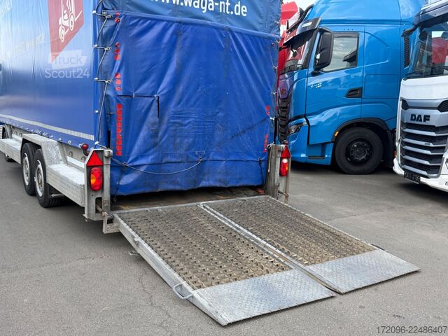 Camion porte-voitures IVECO 40c17 + Veldhuizen P33-2 Minisattel, Stapler