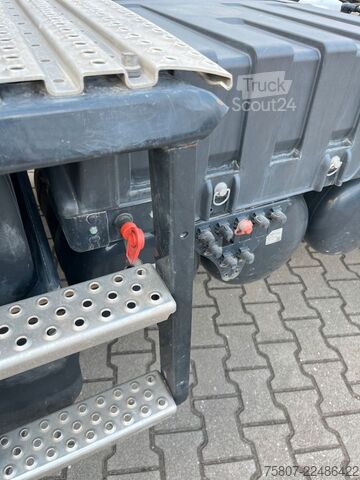 Standard nyergesvontató MAN TGS 33.520 6x4 Hydraulik