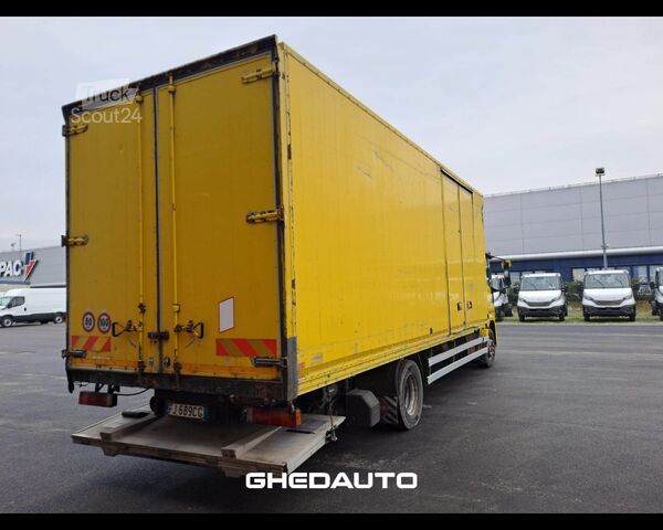 Camión para usos especiales IVECO iveco 120E24N115 FURGONE CHIUSO CON SPONDA MONTACARICHI