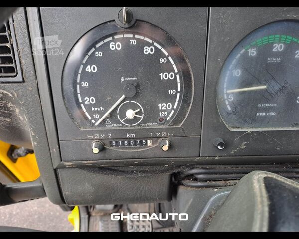 Camión para usos especiales IVECO iveco 120E24N115 FURGONE CHIUSO CON SPONDA MONTACARICHI