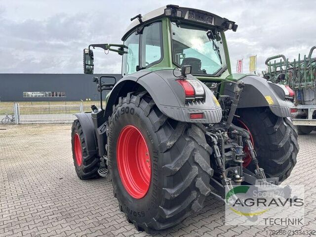 Traktor Fendt 824 VARIO S4