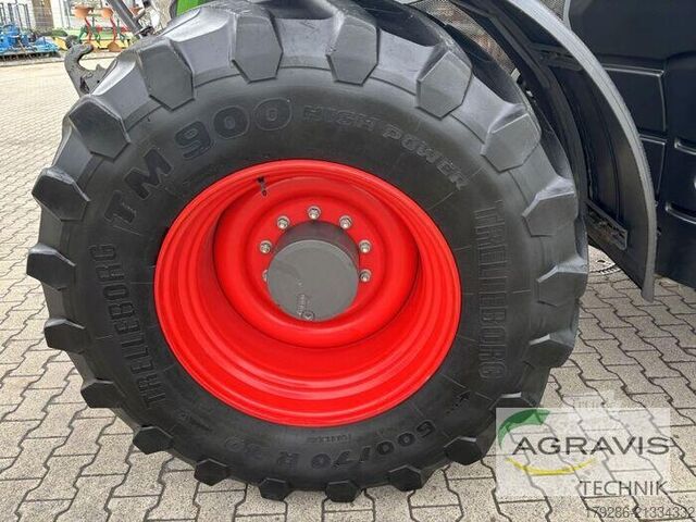 Traktor Fendt 824 VARIO S4
