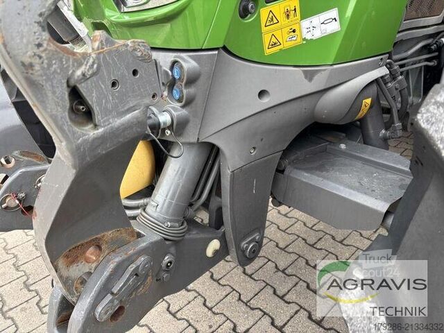 Traktor Fendt 824 VARIO S4