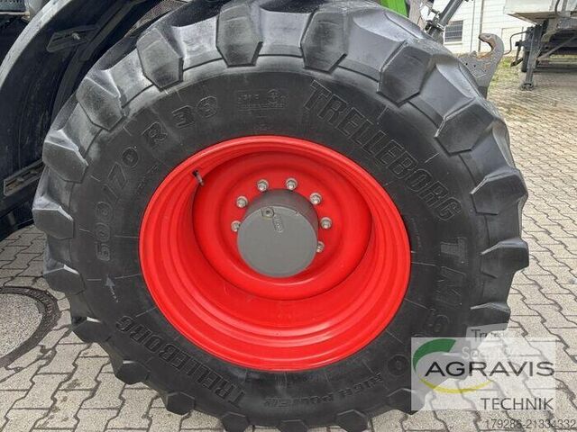 Traktor Fendt 824 VARIO S4