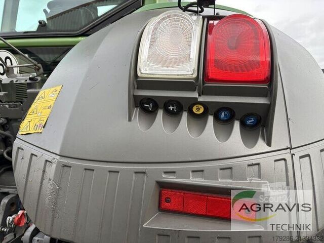 Traktor Fendt 824 VARIO S4