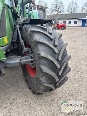 Trattore Fendt 724 VARIO S4