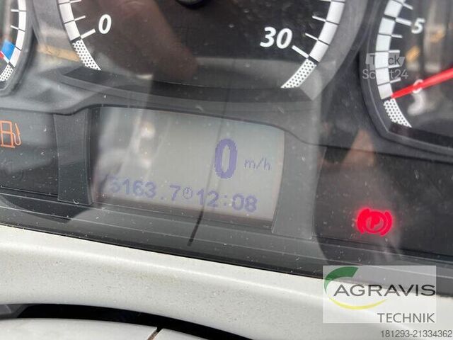 Traktorius Valtra T 174 ED 1B8