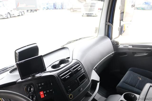 Platós teherautó ponyvával Mercedes-Benz Atego 1224 L