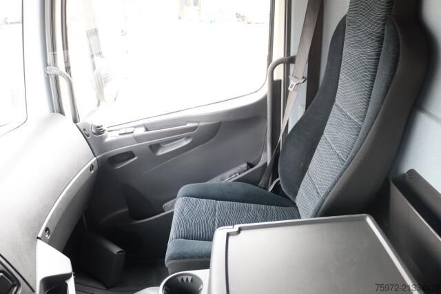 Platós teherautó ponyvával Mercedes-Benz Atego 1224 L