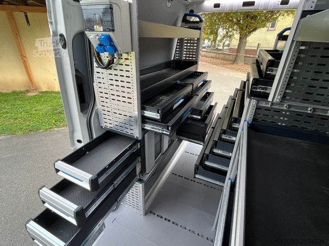 Dubă cu acoperiș înalt VOLKSWAGEN CRAFTER REGALS. STANDHZG. ZUSATZHEIZUNG NAVI PDC