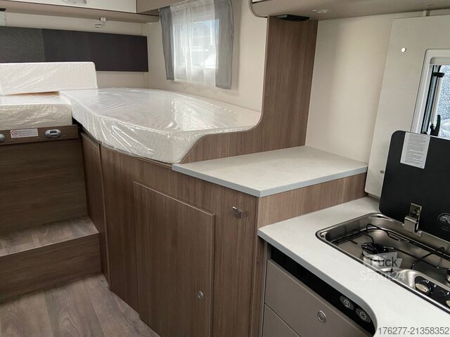 Pusiau integralus Carado T 338 Edition 26 Ford