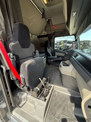 Vakio vetoauto MAN TGX 18.520 Voll-Luft, Kipphydraulik, MIETEN ?
