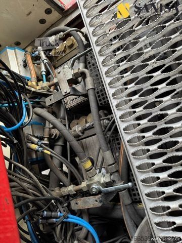 Camión cisterna de vacío MERCEDES-BENZ 1424 Ölspurenbeseitigung und Straßenreiniger