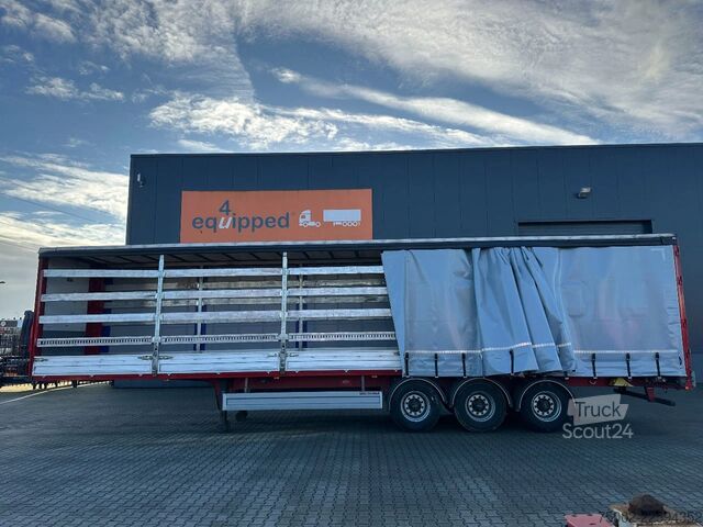 Skjutbara presenningar Pacton nieuwe zeilen / alu zijborden + planken / hardh...