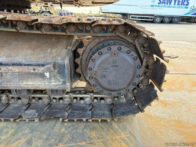 Pelle sur chenilles Caterpillar 320ELRR