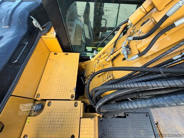 Pelle sur chenilles Caterpillar 320ELRR