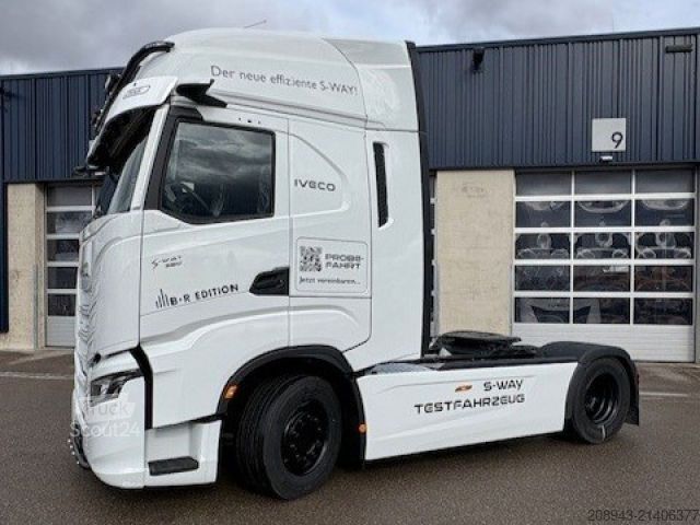 Standarta vilcējs IVECO S-Way AS440S58T/FP Sattelzugmaschine