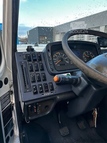 Gru montata su autocarro Unimog Unimog u5000
