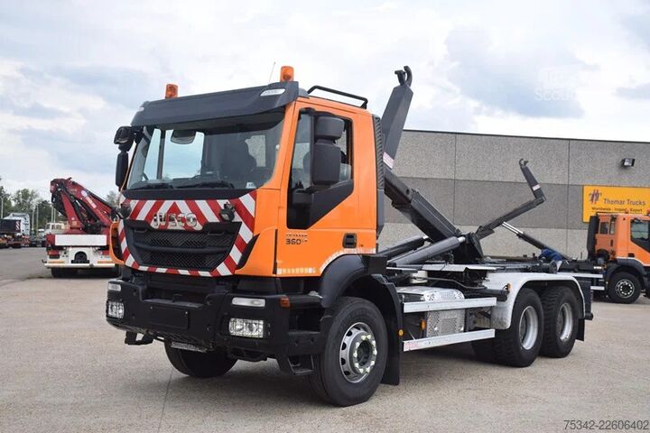 Kanca kol sistemi Iveco Trakker 360