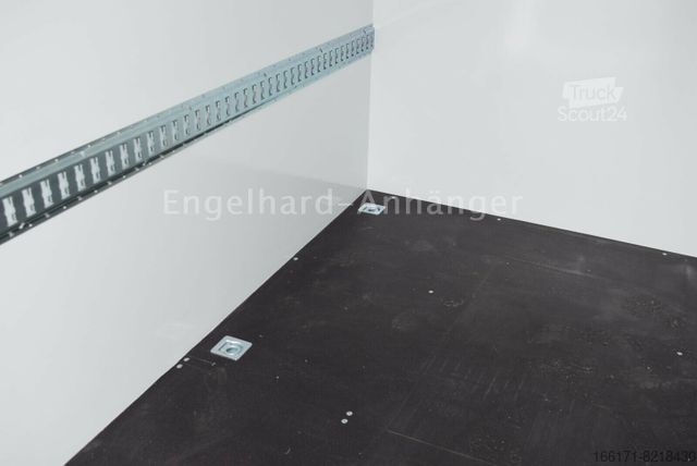 Тентованный прицеп TOMPLAN TFSP 420T.00 Kofferanhänger 4,2x2x2,1m 2,7t  HL