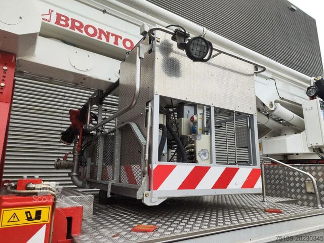 Hefplatform MAN 18.264 LAC 4x4 Bronto Skylift F27 HDT2000