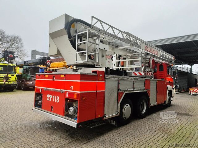 Kėlimo platforma MAN TGA 26.320 6x2 Vema 323 TFL-E
