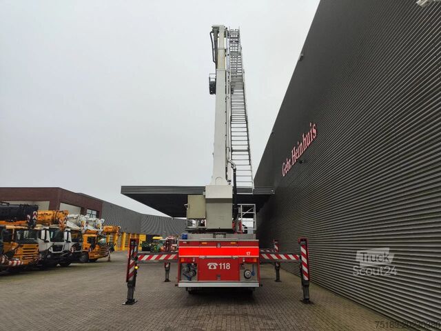 Kėlimo platforma MAN TGA 26.320 6x2 Vema 323 TFL-E