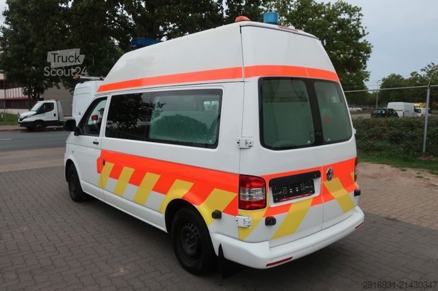 Brandbil VOLKSWAGEN T5 Transporter Hochdach lang/KTW/Automatik/FNA35