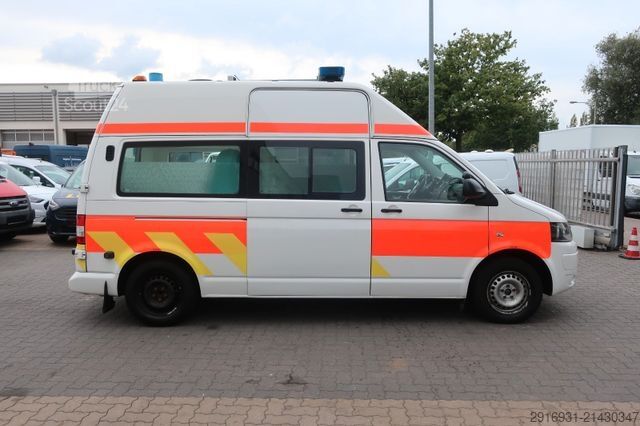 Brandbil VOLKSWAGEN T5 Transporter Hochdach lang/KTW/Automatik/FNA35