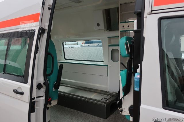 Brandbil VOLKSWAGEN T5 Transporter Hochdach lang/KTW/Automatik/FNA35