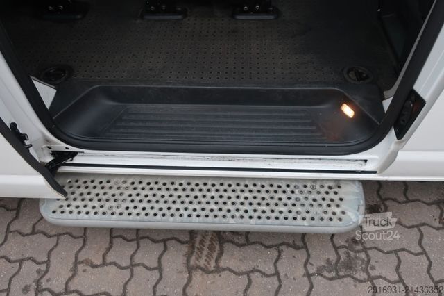 Minibús VOLKSWAGEN T6 Transporter lang / Klima / 1 Hand / FN: 89