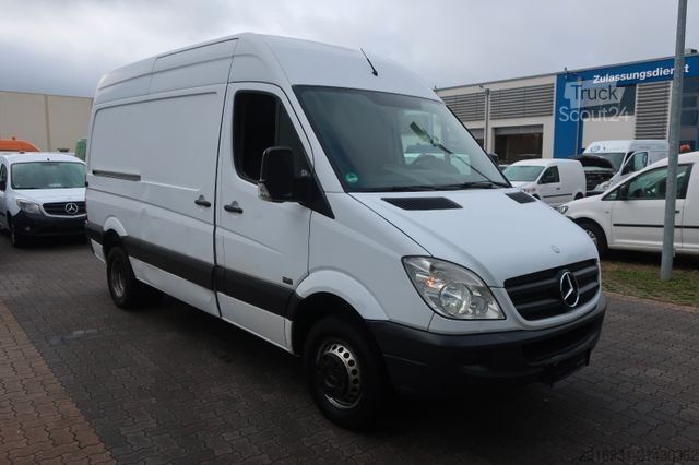 Dubă cu acoperiș înalt MERCEDES-BENZ Sprinter 516CDI Werkstatt/SHZ/ AHK / Fzg. Nr:111