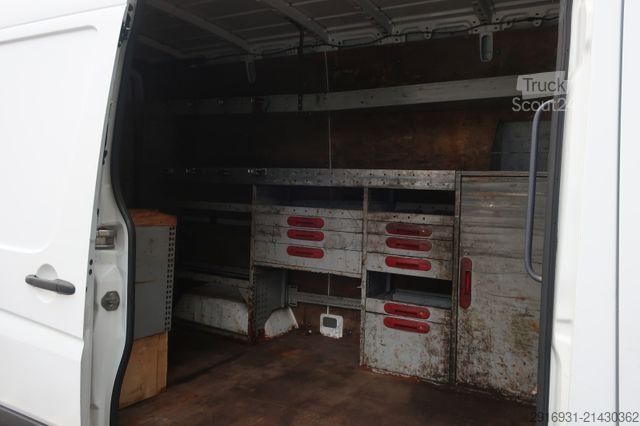 Dubă cu acoperiș înalt MERCEDES-BENZ Sprinter 516CDI Werkstatt/SHZ/ AHK / Fzg. Nr:111