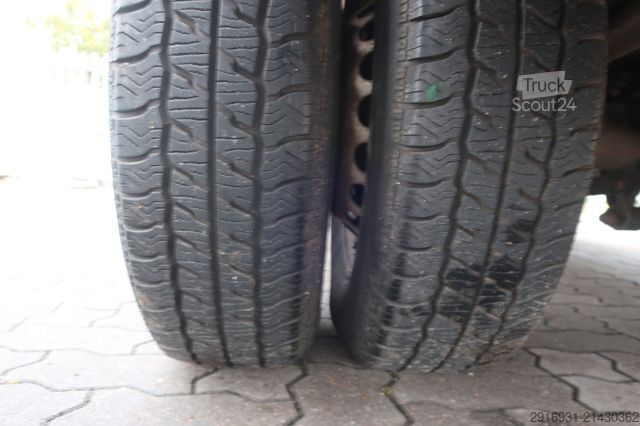 Dubă cu acoperiș înalt MERCEDES-BENZ Sprinter 516CDI Werkstatt/SHZ/ AHK / Fzg. Nr:111