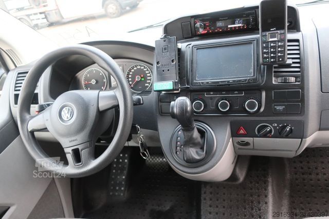 Brandbil VOLKSWAGEN T5 Transporter Hochdach lang KTW Klima Automatik