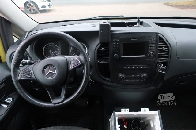 Brandbil MERCEDES-BENZ Vito 119 CDI Notarzteinsatzfahrzeug 1. Hand