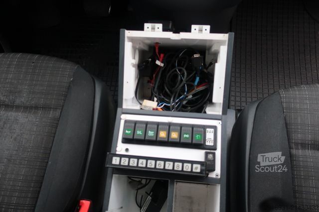 Brandbil MERCEDES-BENZ Vito 119 CDI Notarzteinsatzfahrzeug 1. Hand