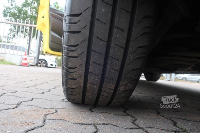 Brandbil MERCEDES-BENZ Vito 119 CDI Notarzteinsatzfahrzeug 1. Hand