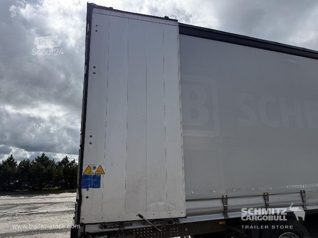 مقطورة نصفية مفتوحة مع قماش مشمع Schmitz Cargobull Curtainsider Standard