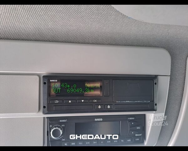 Vakio vetoauto IVECO MOTRICE IVECO EUROCARGO 180 320 CASSONE CON CENTINA E SPONDA IDRAULICA