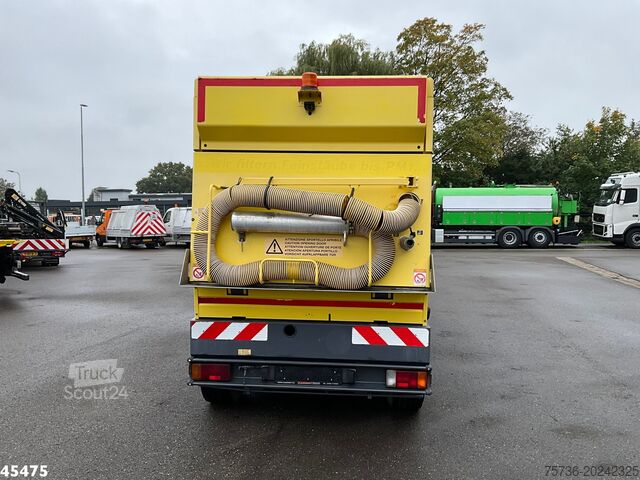 Barredora Dulevo 5020 S with 3-rd brush