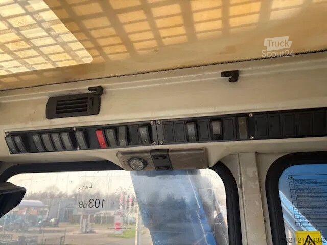 Μηχανή χειρισμού υλικών Sennebogen 825 Overslagkraan