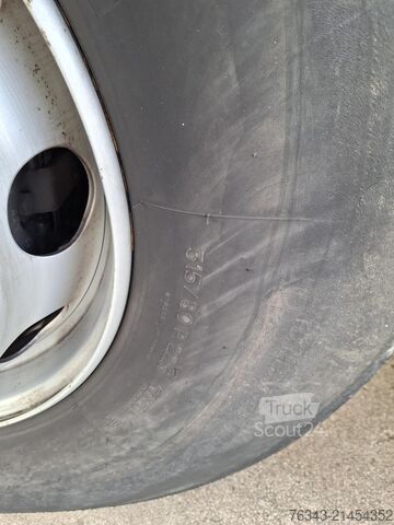 Camion plateau avec bâche RENAULT D26 WIDE 380 - 6X2 - E6 - RETARDER