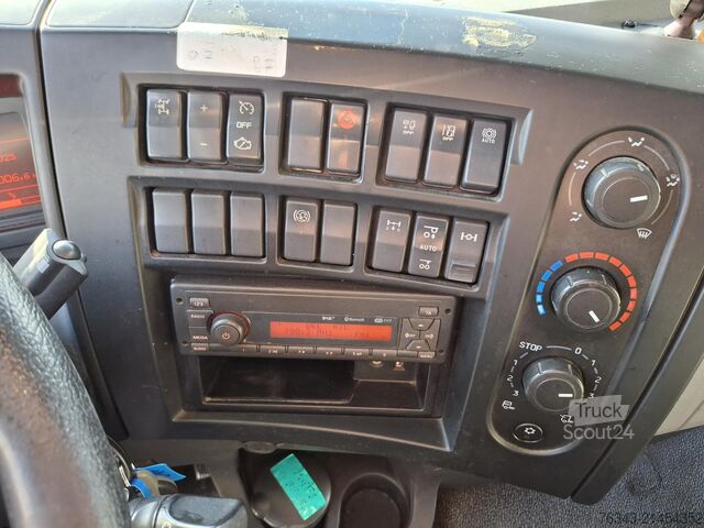 Camion plateau avec bâche RENAULT D26 WIDE 380 - 6X2 - E6 - RETARDER