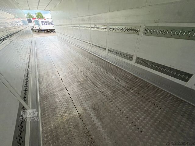 Transporte refrigerado/congelado Schmitz Cargobull N/A Carrier Vector 1550 D+E 250H 265B APK/TUV 0...