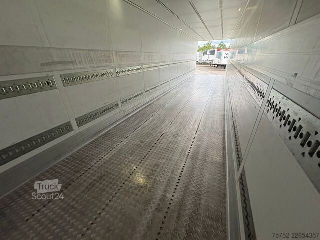 Transporte refrigerado/congelado Schmitz Cargobull N/A Carrier Vector 1550 D+E 250H 265B APK/TUV 0...